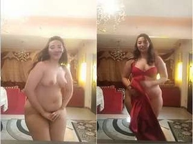 Arab girl earns money by stripping down and flaunting her body