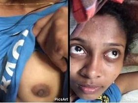 A stunning Sri Lankan girl reveals her breasts