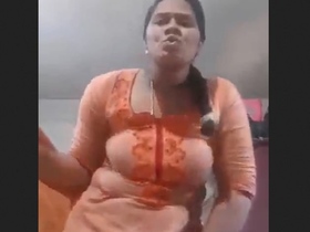 Huge-assed Indian beauties engage in steamy conversation