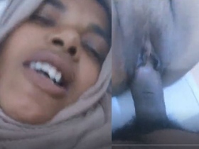 Hijabi aunty from Kerala gets fucked by tourist agent in MMS