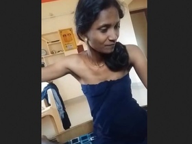 Cute Indian girl gives a blowjob