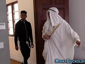 An Arab woman experiences black men's penises while riding them