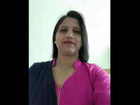 Indian teacher Reena Bhabhi's sexual videos combined in a single recording