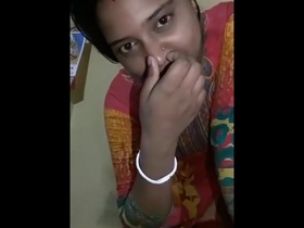 Indian housewives exhibit sensuality in a heated video