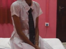 Watch a young Indian girl in a steamy XXX video