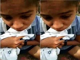 Indian girl gives a sensual blowjob in Hindi