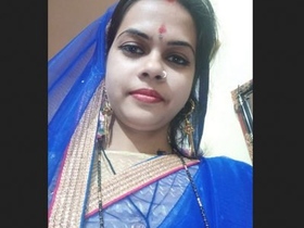Beautiful Desi Bhabhi gets anal fucked hard