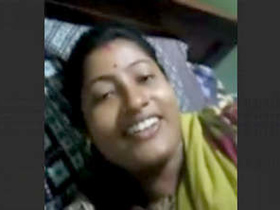 Horny Desi bhabi moans as husband fucks her hard