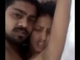 Hot couple enjoys sex in hindi video