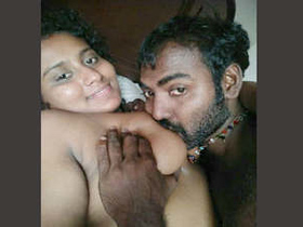 Desi couple's hot MMS clips with Mallu tag