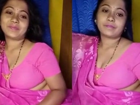 TikTok bhabi with big boobs gets naughty