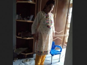 Pregnant wife's progress reported