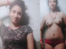 Indian girl flaunts her boobs and pussy in public