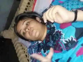 Wife cheats on husband with lover in office