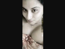 Gunjan Aras 2's newest premium content includes two sizzling videos