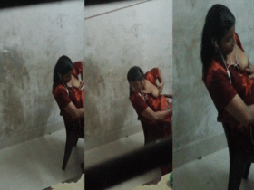 Indian wife flaunts her big boobs in a phone sex chat