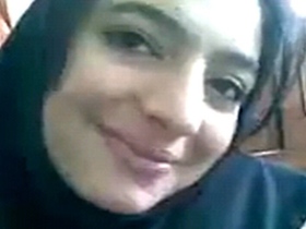 Discover the adorable Paki girl for your viewing delight
