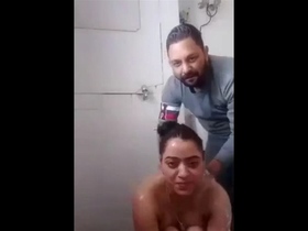 Indian duo has a relaxing shower session