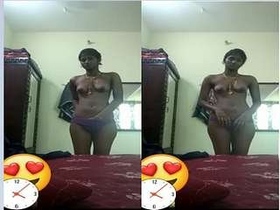Telugu wife flaunts her big boobs in video call