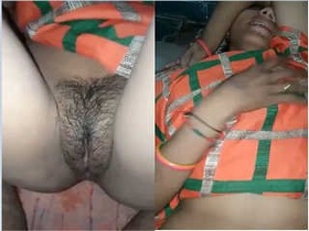 Desi wife gets a video of her pussy from her lover