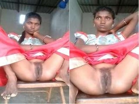 Telugu bhabhi flaunts her pussy in public