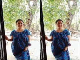 Assamese wife pleasures herself on camera