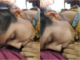 Indian girl gives a blowjob in a hot video