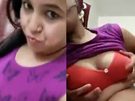 Horny Dolly ki flaunts her natural boobs in selfie video
