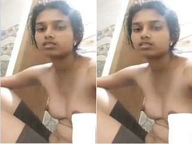 Indian babe flaunts her boobs and pussy on video call