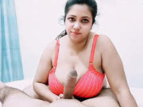 Mature Pakistani wife gives oral pleasure