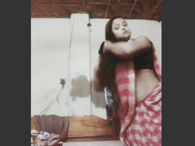 An Indian woman pleases her partner with oral sex while shopping