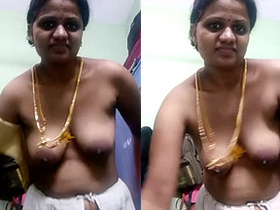 Desi aunty's steamy strip show