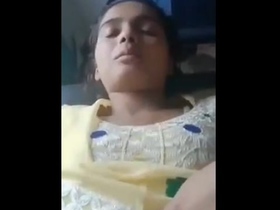 Sexy Desi bhabi's tight and wet pussy gets fucked