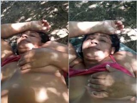 Desi Bhabhi's outdoor fucking with her lover in exclusive video