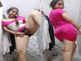 Amateur Indian girl shows off her naked body and fingers herself