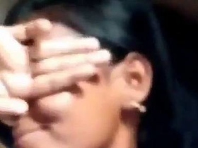 Watch a hot Malayali girl in a sexy video with sound