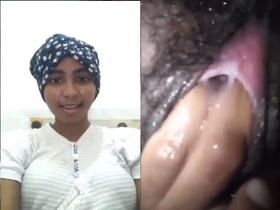 Sri Lankan girl with vagina in video