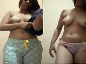 Exclusive Punjabi Girl Reveals Her Amateur Boobs in Part 2