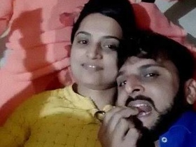 Newlyweds' steamy home sex video with Indian pussy