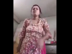Bengali homemaker bares all on selfie camera due to marital dissatisfaction