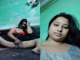 Watch a stunning Bangla girl flaunt her vagina in a steamy video