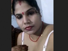 Bela Bhabhi's village: A steamy video featuring a beautiful Indian woman