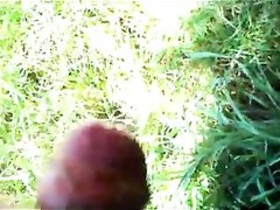 Mature auntie gives her lover a blowjob in the yard