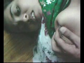 Mature bhabhi gets humped by her husband