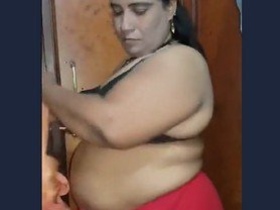 Indian mature woman in sensual scenes
