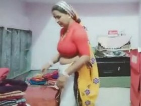 Sadaf aunty's seductive workout in tight dress