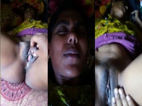 South Indian aunty enjoys homemade MMS with her black pussy