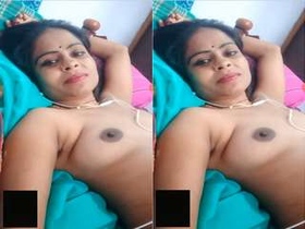 Exclusive video of hot Indian bhabhi flaunting her breasts