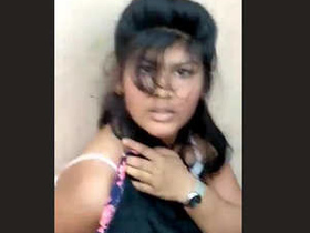 Indian prostitute has outdoor sex with her client