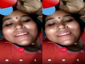 Exclusive video of Desi bhabhi exposing her private parts